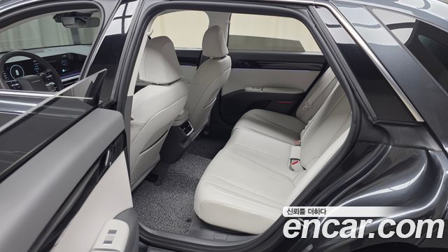 Hyundai Grandeur (GN7) 3.5 Gasoline 2WD Premium 2023 — фото 26