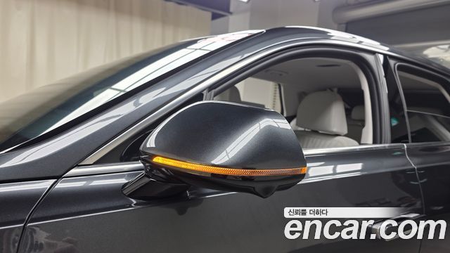 Hyundai Grandeur (GN7) 3.5 Gasoline 2WD Premium 2023 — фото 30