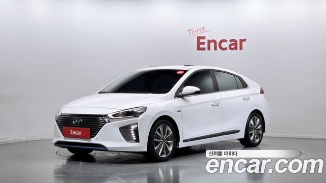 Hyundai Ioniq Hybrid Q