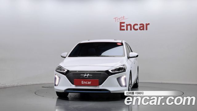 Hyundai Ioniq Hybrid Q 2016 — фото 3