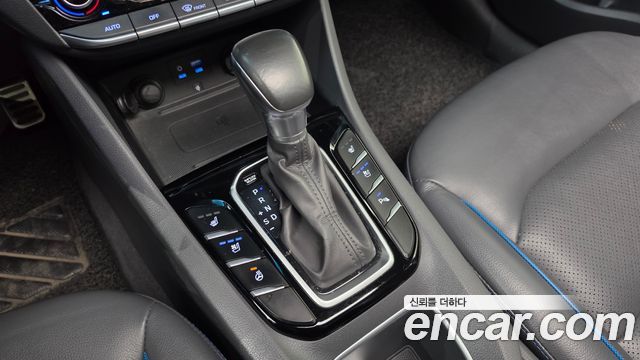 Hyundai Ioniq Hybrid Q 2016 — фото 9