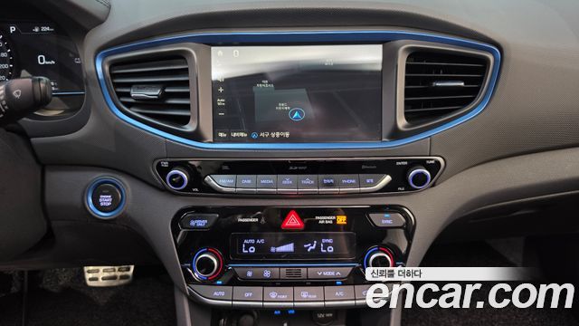 Hyundai Ioniq Hybrid Q 2016 — фото 12