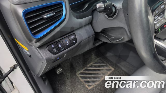 Hyundai Ioniq Hybrid Q 2016 — фото 18