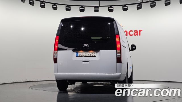 Hyundai Staria Cargo 3-Seater Smart 2022 — фото 4