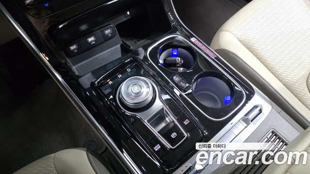 Kia Carnival (IV) Diesel 7-Seater Hi-Limousine Signature 2023 — фото 9