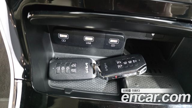 Kia Carnival (IV) Diesel 7-Seater Hi-Limousine Signature 2023 — фото 17