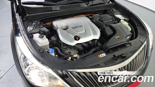 Hyundai Grandeur Hybrid (HG) Premium Collection 2017 — фото 6
