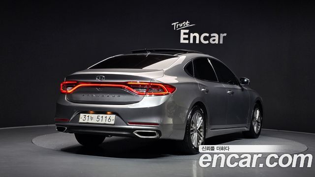 Hyundai Grandeur (IG) 2.4 Premium 2018 — фото 2