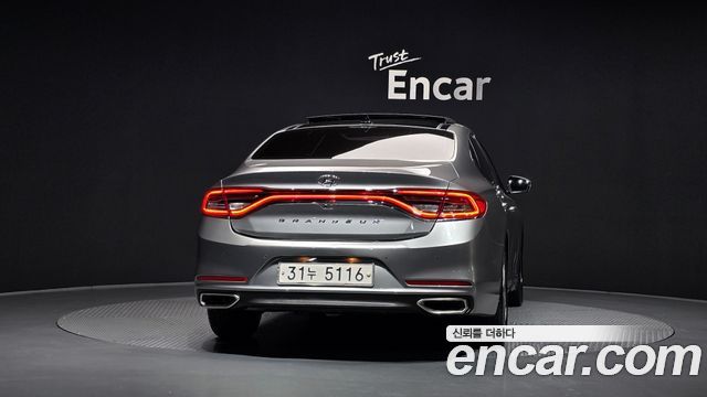 Hyundai Grandeur (IG) 2.4 Premium 2018 — фото 4