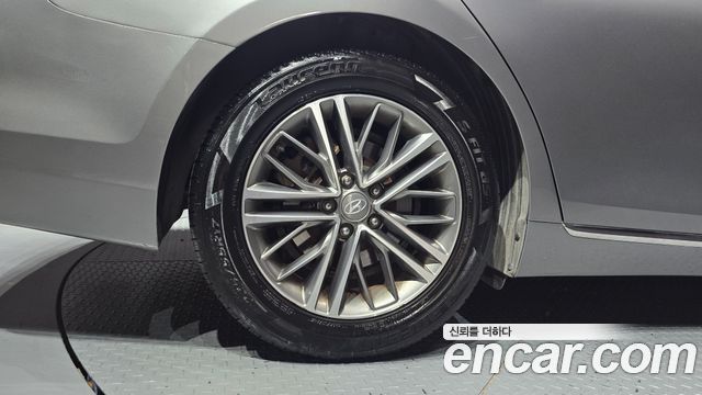 Hyundai Grandeur (IG) 2.4 Premium 2018 — фото 5