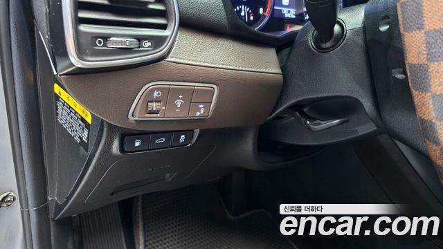 Hyundai Grandeur (IG) 2.4 Premium 2018 — фото 19