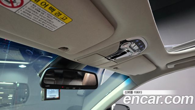 Hyundai Grandeur (IG) 2.4 Premium 2018 — фото 20