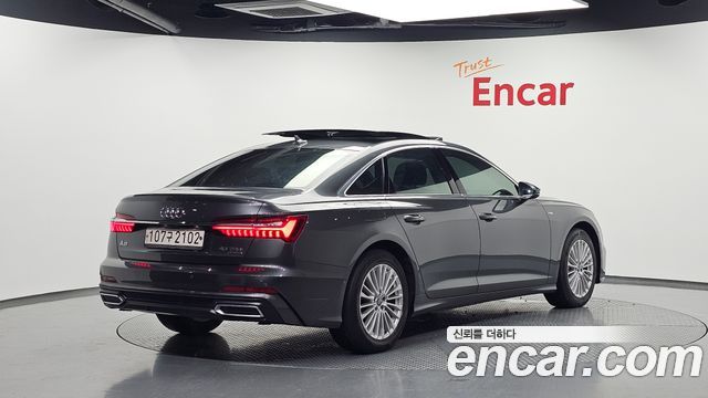 Audi A6 (C8) 45 TFSI Quattro Premium 2020 — фото 2