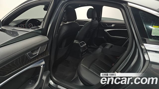 Audi A6 (C8) 45 TFSI Quattro Premium 2020 — фото 12
