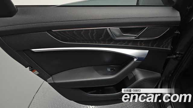 Audi A6 (C8) 45 TFSI Quattro Premium 2020 — фото 25
