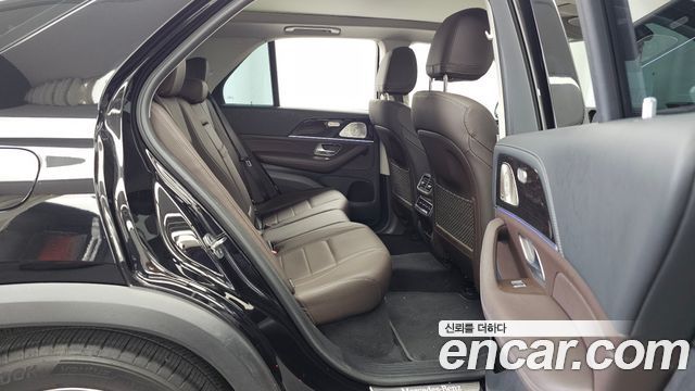 Mercedes-Benz GLE-Class (W167) GLE300d 4MATIC 2022 — фото 12