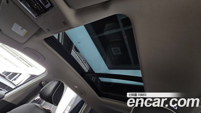 Volkswagen Atlas 2.0 TSI R-LINE 7-Seater 2025 — фото 18