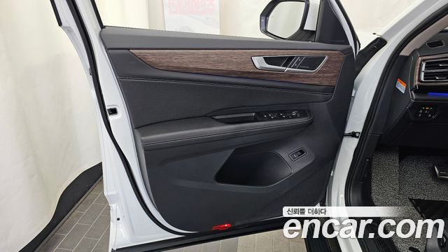 Volkswagen Atlas 2.0 TSI R-LINE 7-Seater 2025 — фото 24