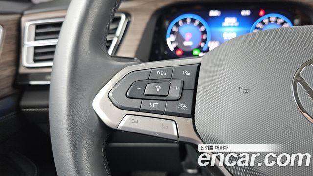 Volkswagen Atlas 2.0 TSI R-LINE 7-Seater 2025 — фото 33