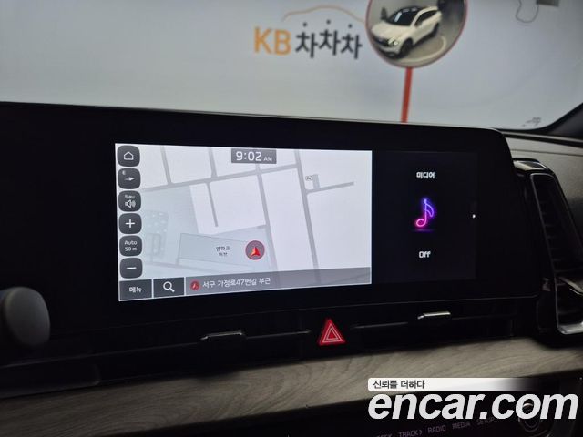 Kia Sportage (V) Gasoline 1.6 Turbo 2WD Signature 2022 — фото 18