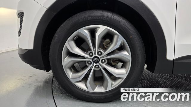 Hyundai Santa Fe (DM) Diesel(e-VGT) 2.0 2WD Premium 2015 — фото 5