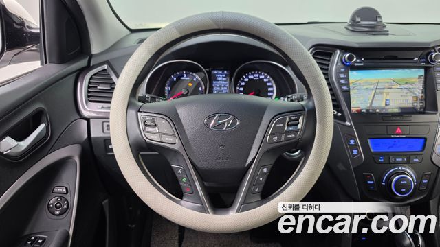 Hyundai Santa Fe (DM) Diesel(e-VGT) 2.0 2WD Premium 2015 — фото 13