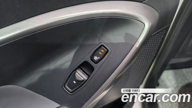 Hyundai Santa Fe (DM) Diesel(e-VGT) 2.0 2WD Premium 2015 — фото 19