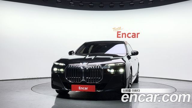 BMW 7 Series (G70) 740i xDrive M Sport 2024 — фото 3