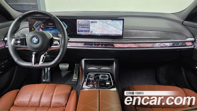 BMW 7 Series (G70) 740i xDrive M Sport 2024 — фото 7