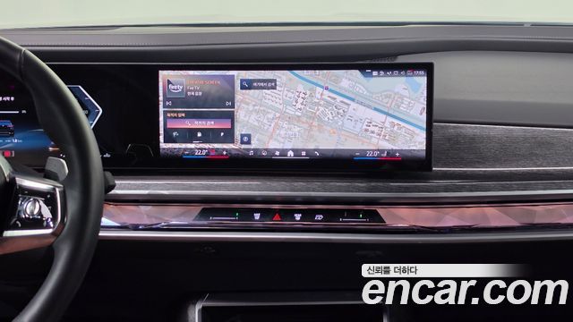 BMW 7 Series (G70) 740i xDrive M Sport 2024 — фото 14
