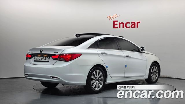 Hyundai Sonata The Brilliant CVVL Attration 2014 — фото 2