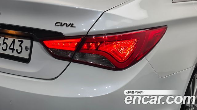 Hyundai Sonata The Brilliant CVVL Attration 2014 — фото 23