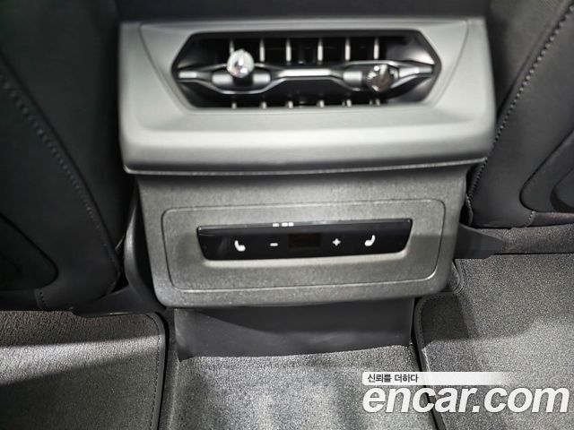 Audi A6 e-tron Performance S line 2025 — фото 20