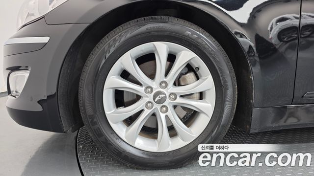 Hyundai Genesis BH330 Modern Standard 2014 — фото 5