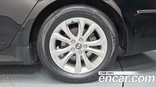 Hyundai Genesis BH330 Modern Standard 2014 — фото 21