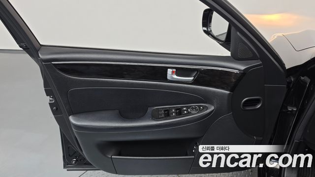 Hyundai Genesis BH330 Modern Standard 2014 — фото 24