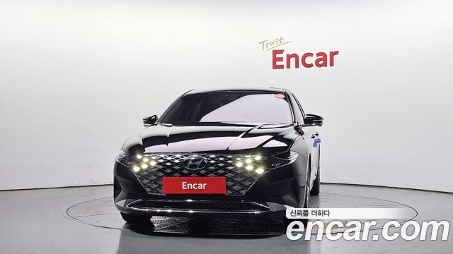 Hyundai Grandeur (IG) 2.5 Le Blanc 2023 — фото 3
