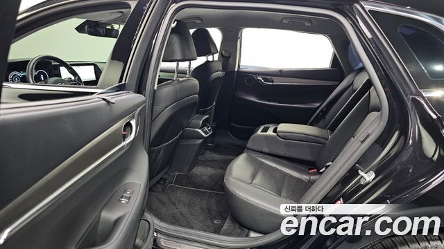 Hyundai Grandeur (IG) 2.5 Le Blanc 2023 — фото 12
