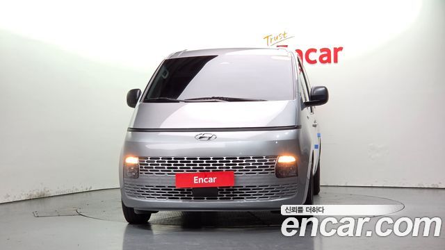Hyundai Staria Cargo 3-Seater Smart 2023 — фото 3