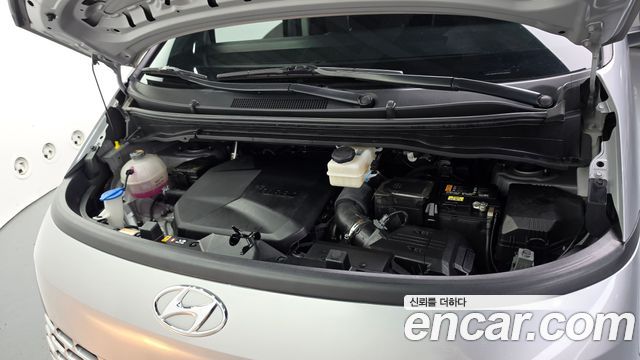 Hyundai Staria Cargo 3-Seater Smart 2023 — фото 6