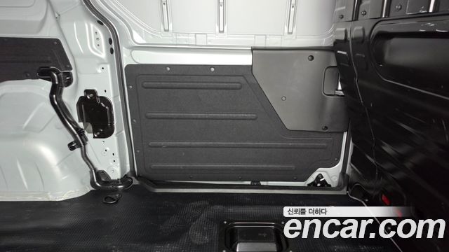 Hyundai Staria Cargo 3-Seater Smart 2023 — фото 25