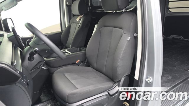 Hyundai Staria Cargo 3-Seater Smart 2023 — фото 29