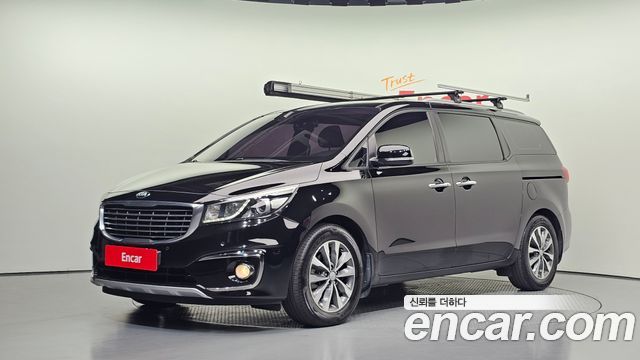 Kia Carnival 9-seater Luxury 2017 — фото 1