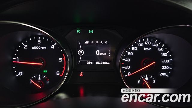 Kia Carnival 9-seater Luxury 2017 — фото 8