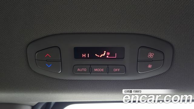 Kia Carnival 9-seater Luxury 2017 — фото 20