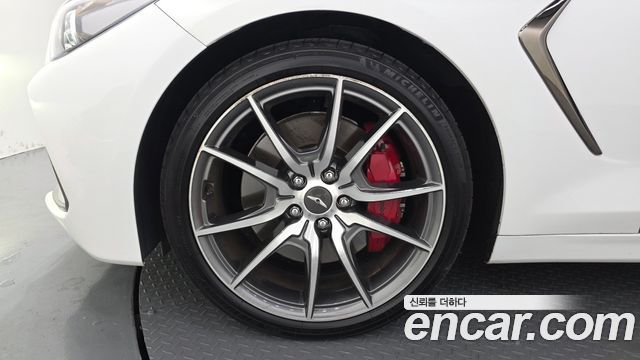 Genesis G70 2.0T Sport Package 2019 — фото 5