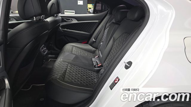 Genesis G70 2.0T Sport Package 2019 — фото 26