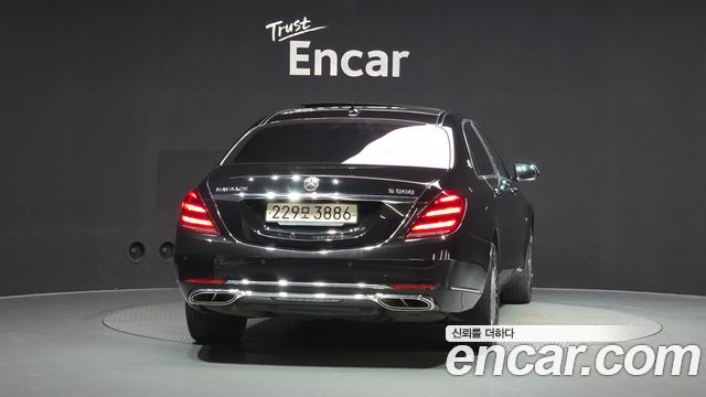 Mercedes-Benz S-Class (W222) Maybach S560 4MATIC 2018 — фото 4