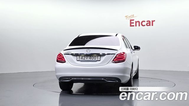 Mercedes-Benz C-Class (W205) C220 d Avantgarde 2018 — фото 4