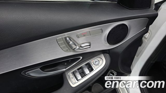 Mercedes-Benz C-Class (W205) C220 d Avantgarde 2018 — фото 27
